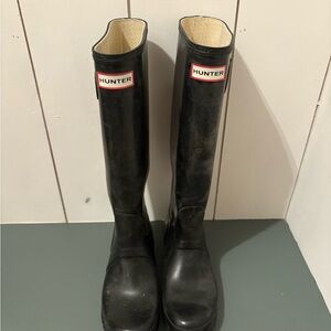 Hunter Black Classic Rain Boots